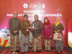Wawali Tidore dan Ketua TP PKK Hadiri Gala Dinner Rakernas JKPI di Yogyakarta 