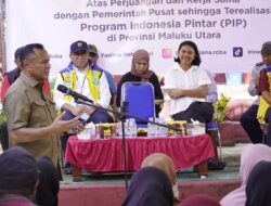 Wali Kota Terima Kunker Anggota Komisi V DPR RI Sekaligus Penyerahan Beasiswa PIP dan BSPS di Pulau Maitara 