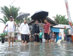 Tinjau Banjir, Wawali Perintahkan Empat OPD Segera Tuntaskan Masalah Banjir 