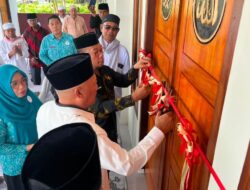 Wagub dan Asisten Sekda Resmikan TPQ Nurul Taqwa Tomagoba