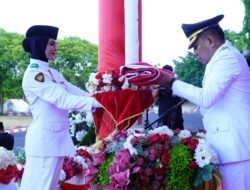 Wawali Tidore Pimpin Upacara Penurunan Bendera 