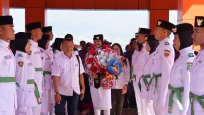 Sukses Bertugas di Istana Negara, Pasukan Anggota Paskibraka Nasional Asal Kota Tidore Disambut Meriah